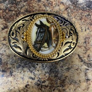 Western Horses Belt Buckle Cowboy Floral Scroll Cowgirl Art Mount Vtg 80s.GTA046